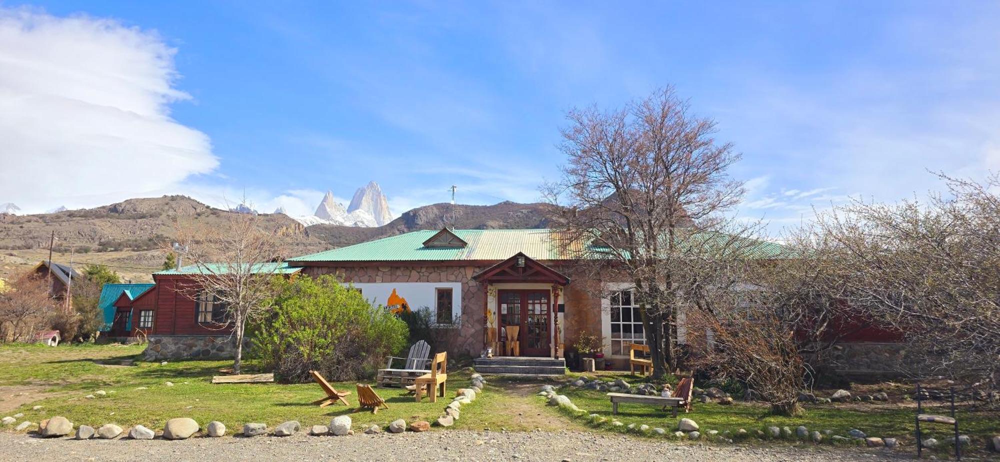 Hostel Del Lago, Habitaciones Privadas Y Cabanas El Chaltén Extérieur photo